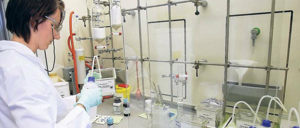 Zwei Milliarden Euro haben Biotech-Firmen 2009 erwirtschaftet. Foto: picture-alliance/dpa