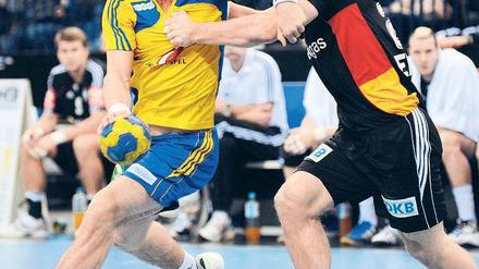 Heimvorteil. Die Schweden um Kim Ekdahl Du Rietz (l.) wollen den WM-Titel. Foto: dpa