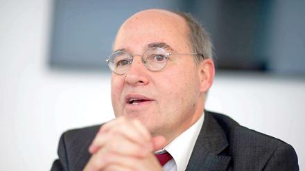 Gregor Gysi kennt viele Definitionen von Kommunismus.