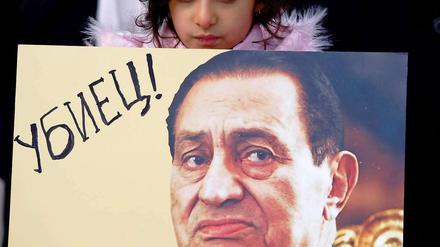 Für viele Ägypter ist er ein "Mörder", aber sofort will Präsident Mubarak die Macht nicht abgeben.