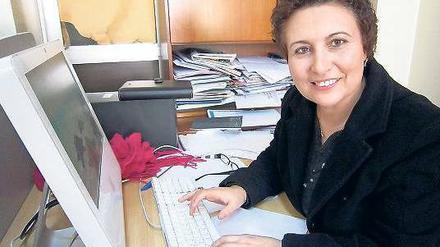 Schreiben, was ist. „Endlich sind wir echte Journalisten“, sagt Jeannette Ben Abdallah, Redakteurin bei der Zeitung „Essafaha“, die bis vor kurzem noch regimetreu war. Foto: dpa