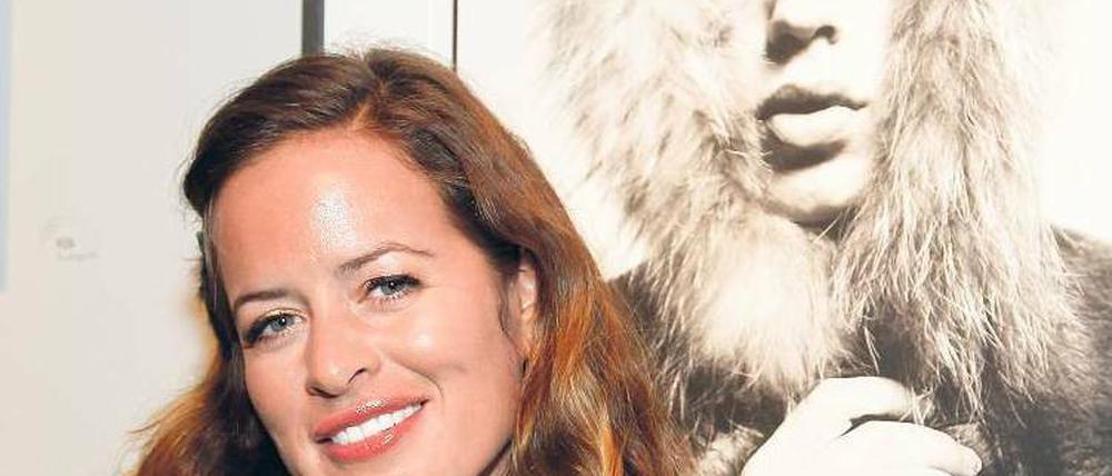 Gut aufgelegt. Jade Jagger (vor dem Foto ihres Vaters) ist als DJane gebucht.