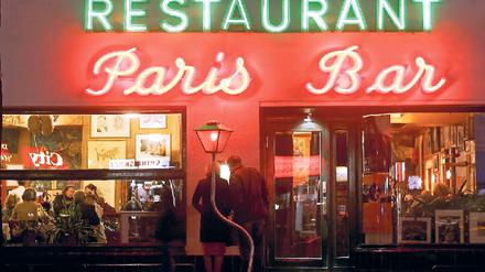 Treffpunkt der Schönen und Reichen. Die Ex-Wirte allerdings wollen an der „Paris Bar“ nie viel verdient haben. Foto: dapd/Eisele
