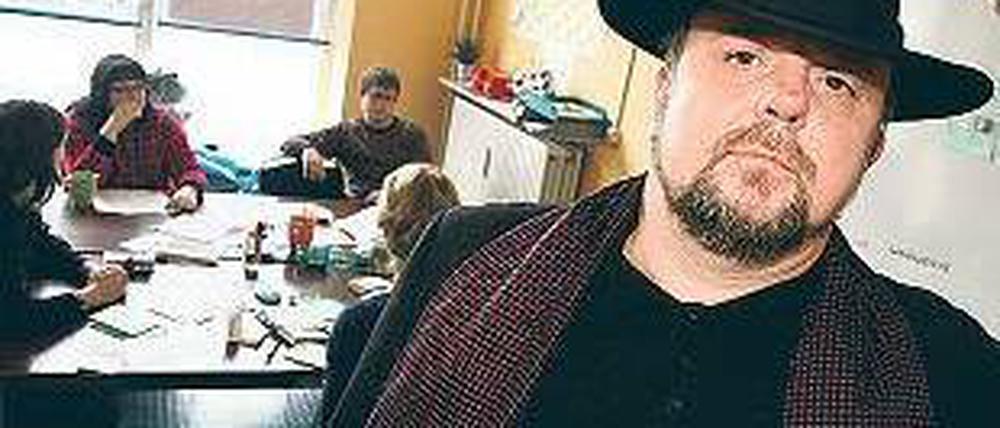 Harald Ehlert, der Gründer und Ex-Geschäftsführer der Treberhilfe, hält bis heute 50 Prozent der Anteile. 