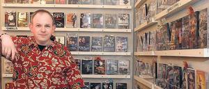 Hier ist der Chef selber Fan. Karsten Rodemann vom Kreuzberger Videodrom sagt: „Kompetenz wird länger überleben.“