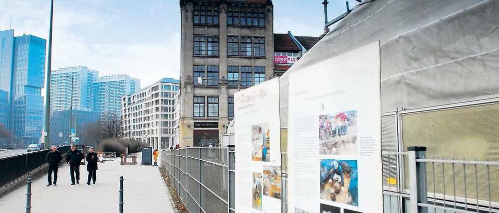 Zentrale Lage. Im Mittelalter war der Petriplatz das Zentrum der Stadt. Heute tost hier der Verkehr. Die unter der Erde freigelegten archäologischen Funde soll ein neues Besucherzentrum erfahrbar machen.