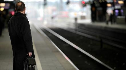 Auf vielen Bahnstrecken in Deutschland ging am Morgen kaum noch etwas.