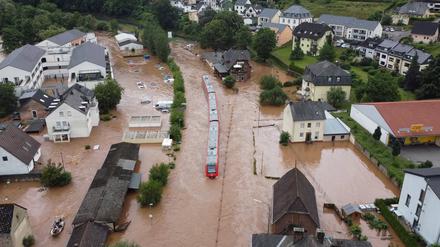 Kordel in Rheinland-Pfalz war nach unwetterartigen Regenfällen komplett überflutet.