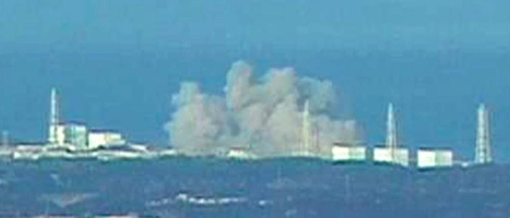 Explosion im beschädigten Atomkraftwerk in Fukushima. Erneut sammelt sich Wasserstoff.