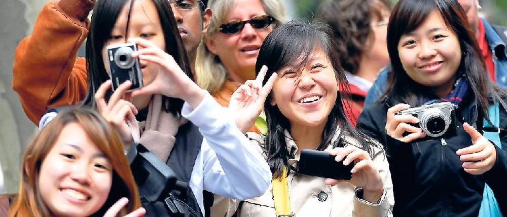 Touristen kommen in Scharen. Ein paar intoleranten Kreuzbergern ist das zu viel – sie wollen die Besucher loswerden. Foto: ddp/Gottschalk