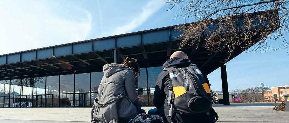 Isoliermaterial. Die Neue Nationalgalerie ist eins der 200 Gebäude, die Siemens im Zuge der Energiepartnerschaft mit Berlin energetisch sanieren lässt.