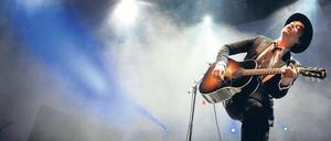 Er kann auch spielen. Für die Kreuzberger Entgleisung nach einem Berlin-Konzert 2009 wurde Peter Doherty zur Kasse gebeten. Gezahlt hat er noch nicht. 