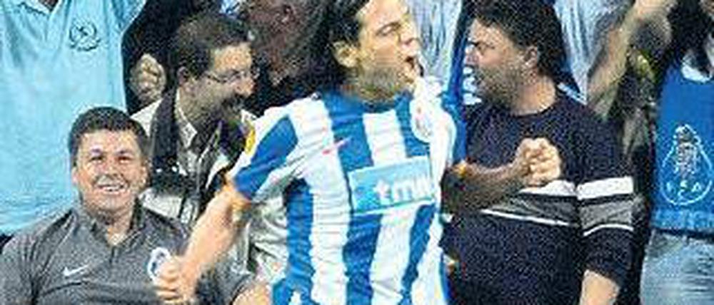 Sprung ins Halbfinale? Falcao und der FC Porto stehen vor dem Einzug in die nächste Runde der Europa League. Foto: AFP
