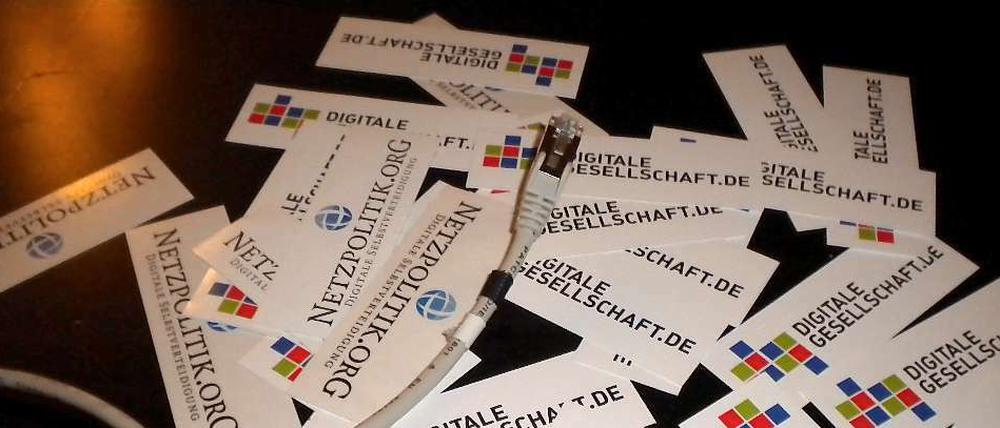 Zu viel Netzpolitik, zu viel Digitale Gesellschaft, zu wenig: Lan-Kabel. Die 're:publica' überfordert die Berichterstattung.