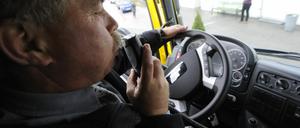 Die Koalition erwägt Wegfahrsperren für Alkoholsünder.