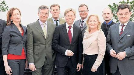 Wir sind nur die Kandidaten. Bewerber und amtierender Vorstand. Foto: dpa