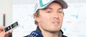 Nico Rosberg, 25, bildet zusammen mit Michael Schumacher das Fahrerduo beim Formel-1-Team von Mercedes. Beim Qualifying zum Großen Preis der Türkei fuhr Rosberg am Samstag auf den dritten Platz.