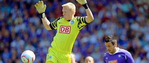 Wieder im Tor. Sascha Burchert steht gegen Aue für den verletzten Maikel Aerts im Hertha-Tor