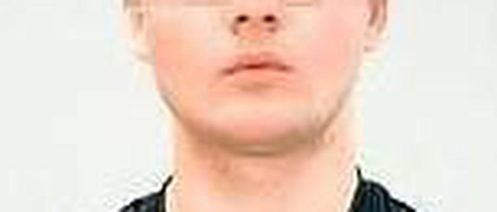 Dieses Foto von dem Täter hatte die Polizei im vergangenen Jahr veröffentlicht. Foto: dpa