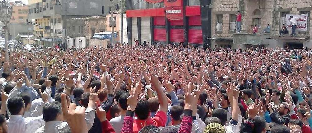 Demonstration in Banias am 6. Mai 2011.