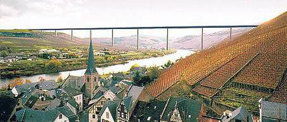 So könnte es aussehen. Computersimulation des geplanten Hochmoselübergangs bei Ürzig. Foto: dpa