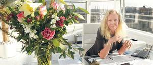 Schön hoch. Catherine Dussmann in ihrem gläsernen Büro unter dem Dach der Hauptverwaltung an der Friedrichstraße. 