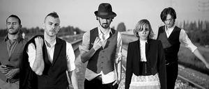 Asaf Avidan &amp; The Mojos.