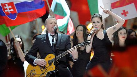 Endlich, nach vielen Vorausscheidungen hatte am Samstagabend das Finale mit dem Duo Stefan Raab und Lena begonnen.