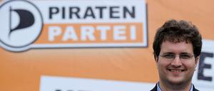 Neues Thema, neuer Mann. Der neu gewaehlte Vorsitzende der Piratenpartei, Sebastian Nerz.