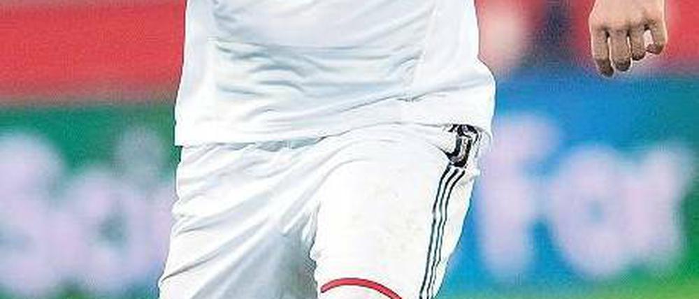 Routiniert am Ball. Andreas Ottl war lange beim FC Bayern, ohne wirklich durchgängig erste Wahl gewesen zu sein. Das will er nun beim Aufsteiger aus Berlin werden. Foto: dpa