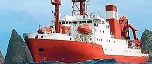 Schwimmendes Labor. Die „Sonne“ bei der Arbeit im Südpazifik vor Ata Island. Dort entdeckten Geoforscher Unterwasservulkane, deren Gestein Gold, Kupfer und Zink enthält. 