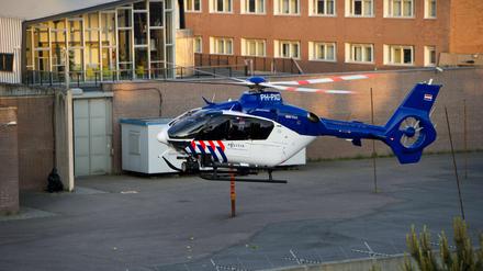 Mladic wurde unter strengsten Sicherheitsvorkehrungen in das Gefängnis in Scheveningen überstellt.