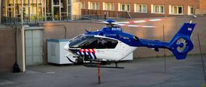 Mladic wurde unter strengsten Sicherheitsvorkehrungen in das Gefängnis in Scheveningen überstellt.