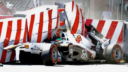 Schwerer Aufprall. Sergio Perez knallte in Monaco gegen die Streckenbegrenzung.