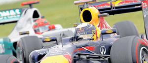 Vorgänger jagt Nachfolger. Zehn Runden vor Ende hing Rekordweltmeister Schumacher im Heck von Weltmeister Vettel. 