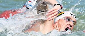 Vorsicht, Hindernisse im Wasser. Freiwasser-Schwimmer wie der Weltmeister Thomas Lurz müssen im Wettkampf mit unliebsamen Überraschungen rechnen. Foto: AFP