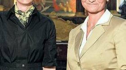 Kirsten Fehrs (rechts) setzte sich bei der Bischofswahl gegen Petra Bahr durch. Foto: dpa