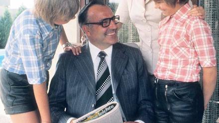 Familienaufstellung. Die Kohls 1974 in Oggersheim, links Peter, rechts Walter. Foto: Imago