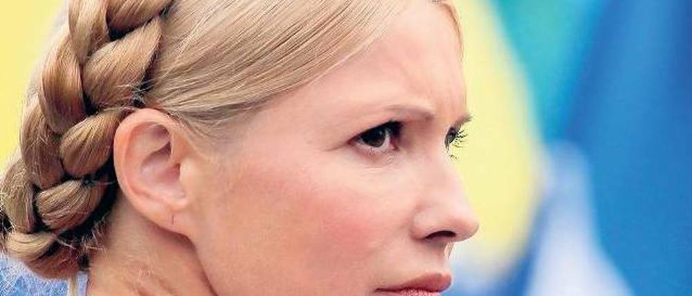 Zehn Jahre Haft wegen Amtsmissbrauchs drohen Julia Timoschenko. 
