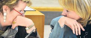 Rot-Grün. Ministerpräsidentin Kraft (rechts) und Schulministerin Löhrmann.