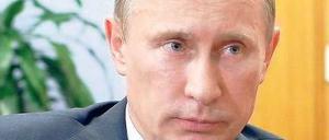 Russlands Premier sollte für seine „Verdienste für die Verlässlichkeit und Stabilität der deutsch-russischen Beziehungen“ gewürdigt werden. Daraus wird nun nichts. 