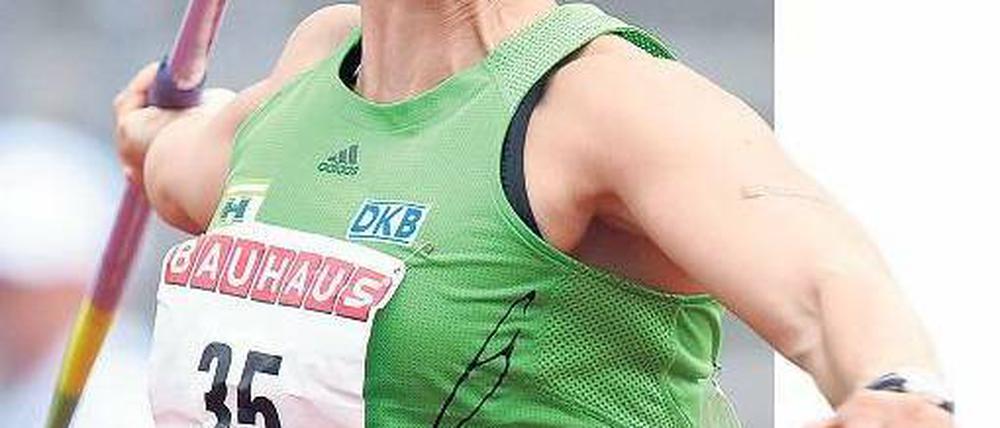 Wurfgewaltig. Christina Obergföll sicherte sich in Kassel mit 68,86 Meter den deutschen Meistertitel und ist auch für die WM eine Favoritin auf den Sieg. Foto: dapd