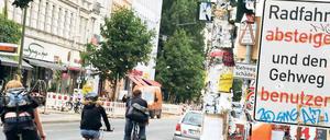 Strampelei. Der Streit um den Umbau der Kastanienallee ist noch lange nicht beigelegt. Foto: dapd/Steffi Loos