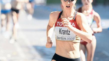 Geht sie oder geht sie nicht? Bei der WM 2009 war Sabine Krantz auf den Straßen Berlins dabei, ihr Start in Daegu ist ungewiss. Foto: dpa