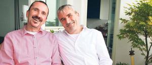 Herzbuben.Seit 32 verliebt, seit neun Jahren verpartnert: Karl Kreile und Bodo Mende