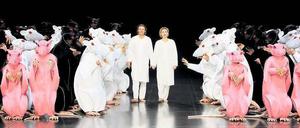 Rattenscharf. Szene aus dem 3. „Lohengrin“-Akt mit Klaus Florian Vogt als Lohengrin und Annette Dasch als Elsa. Foto: Bayreuther Festspiele/Enrico Nawrath/dpa