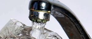 Wasser aus der Leitung sollten Spandauer in den kommenden Tagen unbedingt abkochen.