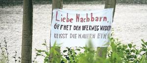 Der Ruf ist verhallt. Die Stadt Potsdam besteht auf einen öffentlichen Zugang zu den Ufern des Griebnitzsees und des Groß Glienicker Sees. Der Streit bestimmt seit Jahren die Stadtpolitik. 