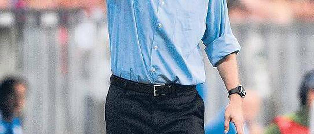 Wieder im Vordergrund. Jürgen Klinsmann hat sich zuletzt rar gemacht; jetzt übernimmt der frühere Bundestrainer die Nationalmannschaft der USA. Foto: dapd