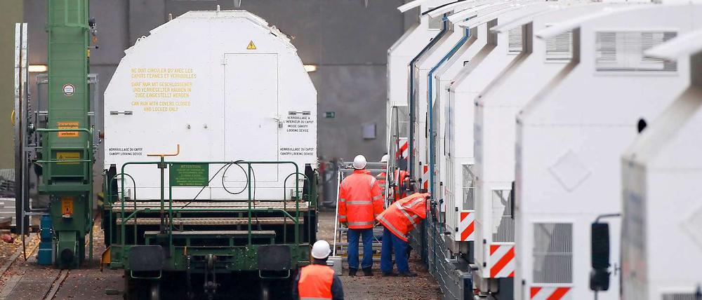 Ab 2014 sollen die Castor-Konvois wieder nach Gorleben rollen.